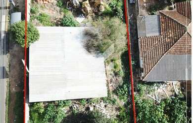Imagem: O terreno possui 944m² de Área e está localizado em Uvaranas