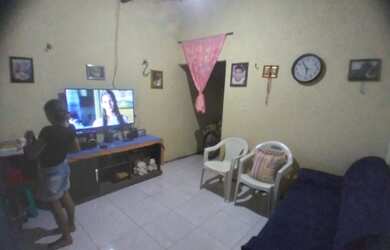 Imagem: A casa possui 2 Dormitórios, 2 Banheiros, 1 Vaga na garagem