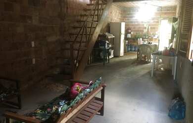 Imagem: A casa possui 2 Dormitórios, 2 Vagas na garagem e está localizado