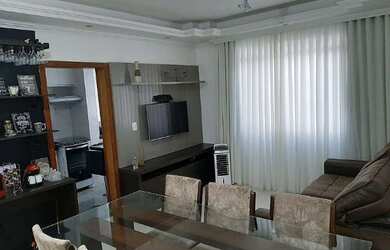 Imagem: A casa possui 2 Dormitórios, 2 Banheiros, 2 Vagas na garagem