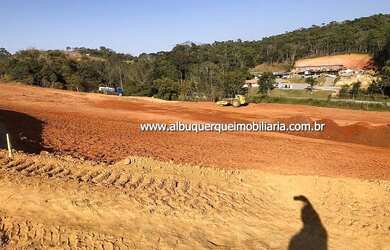 Imagem: O terreno possui 409m² de Área e está localizado em Salvaterra