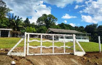 Imagem: A fazenda possui 9.700m² de Área e está localizado em Santo