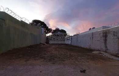 Imagem: O terreno possui 250m² de Área e está localizado em Centro