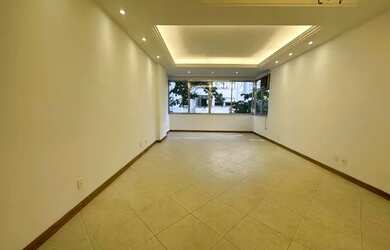 Imagem: O apartamento possui 3 Dormitórios, 4 Banheiros, 1 Vaga na