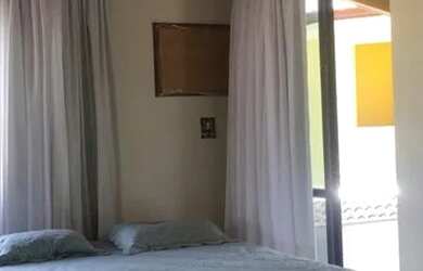 Imagem: A casa em condomínio possui 4 Dormitórios, 4 Banheiros, 2