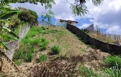 Imagem: O terreno possui 300m² de Área e está localizado em Praia