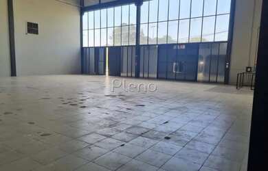 Imagem: O depósito possui 5 Vagas na garagem, 850m² de Área e está