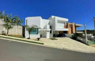 Imagem: A casa em condomínio possui 3 Dormitórios, 5 Banheiros, 5