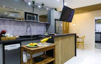 Imagem: O apartamento possui 3 Dormitórios, 2 Banheiros, 2 Vagas na