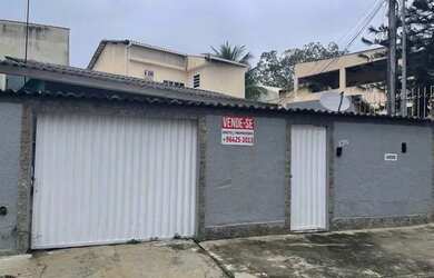 Imagem: A casa possui 2 Dormitórios, 1 Banheiro, 3 Vagas na garagem