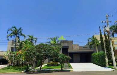 Imagem: A casa em condomínio possui 3 Dormitórios, 5 Banheiros, 4