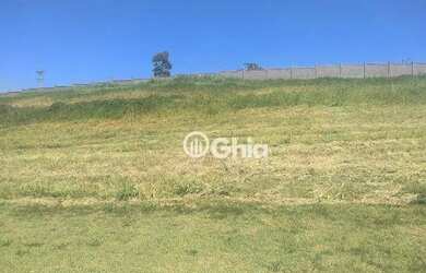 Imagem: O terreno possui 1.430m² de Área e está localizado em Loteamento