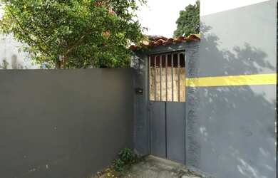 Imagem: A casa possui 2 Dormitórios, 1 Banheiro, 40m² de Área e