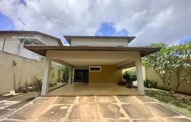 Imagem: A casa em condomínio possui 4 Dormitórios, 5 Banheiros, 4