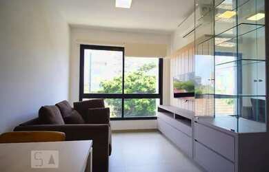 Imagem: O apartamento possui 1 Dormitório, 1 Banheiro, 1 Vaga na garagem