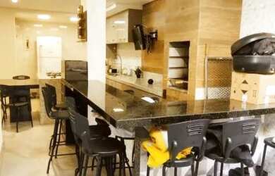 Imagem: A casa possui 2 Dormitórios, 1 Banheiro, 2 Vagas na garagem