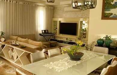 Imagem: O apartamento possui 3 Dormitórios, 1 Banheiro, 2 Vagas na