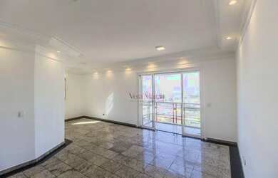 Imagem: O apartamento possui 2 Dormitórios, 2 Banheiros, 2 Vagas na