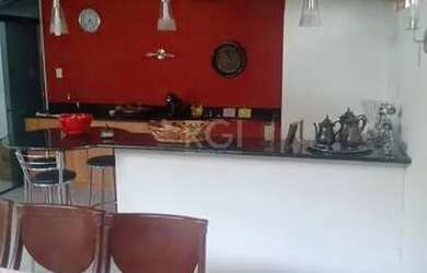 Imagem: A casa em condomínio possui 3 Dormitórios, 2 Banheiros, 1