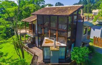 Imagem: Charmosa casa em Condomínio Fechado na Serrinha do Alambari