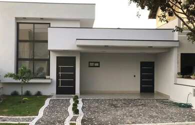 Imagem: A casa em condomínio possui 3 Dormitórios, 4 Banheiros, 4