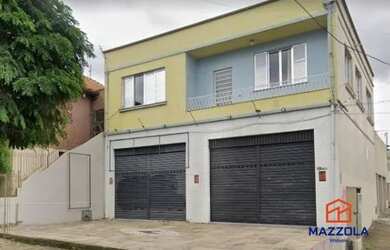 Imagem: O depósito possui 2 Vagas na garagem, 50m² de Área e está