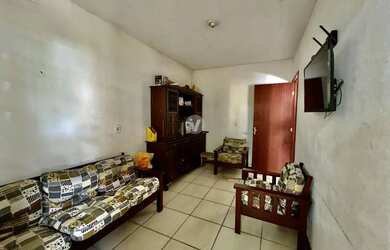 Imagem 11: Casa com 3 dormitórios e amplo terreno no bairro Tomazetti