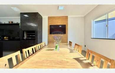 Imagem 4: Casa moderna com acabamento fino no jardim Flamboyant