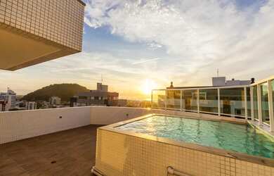 Imagem 2: Cobertura duplex com 03 dormitórios sendo 01 suíte e 01 vaga de garagem...