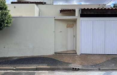 Imagem 3: Casa com 2 dormitórios à venda, 85m² por R$ 370.000,00 - Vila Santa...