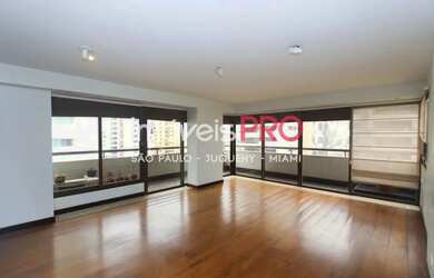 Imagem: O apartamento possui 4 Dormitórios, 5 Banheiros, 290m² de