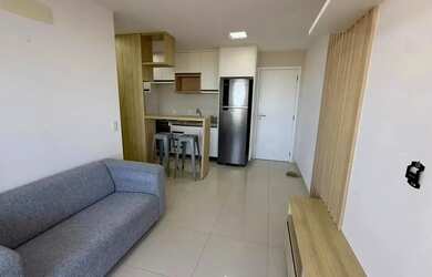 Imagem: O apartamento possui 1 Dormitório, 1 Banheiro, 1 Vaga na garagem