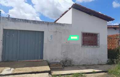 Imagem: A casa possui 3 Dormitórios, 3 Banheiros, 2 Vagas na garagem