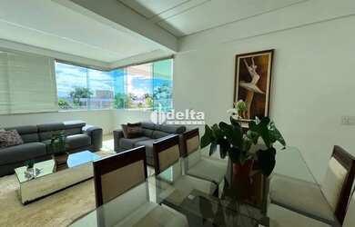 Imagem 8: Casa disponível para venda no bairro Cidade Jardim em Uberlândia MG