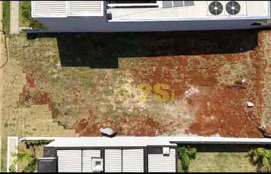 Imagem: O terreno possui 333m² de Área e está localizado em Parque