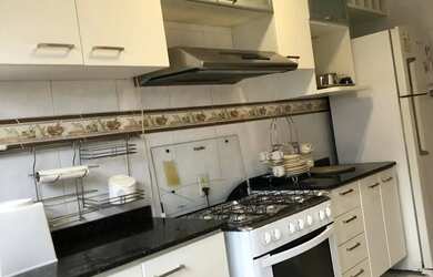 Imagem: O apartamento possui 3 Dormitórios, 2 Banheiros, Imóvel mobiliado