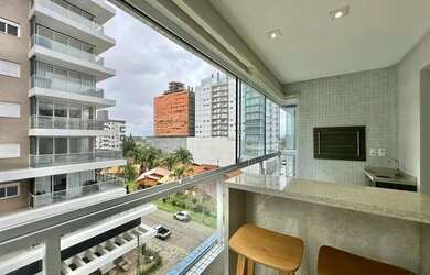 Imagem 4: Apartamento de 2 quartos de frente, vista para o mar no bairro navegantes