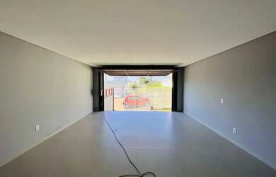 Imagem 5: Casa tipo sobrado 03 dormitórios com suite, closet e sacada no Bairro São José em Santa Ma