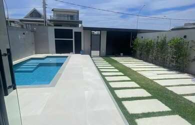 Imagem 2: Imóvel para aluguel tem 370 metros quadrados com 4 quartos