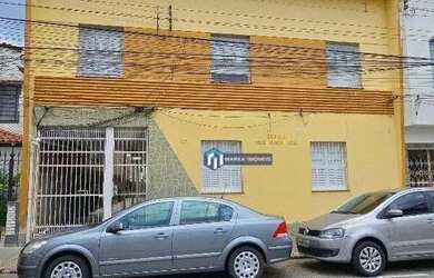 Imagem: O apartamento possui 3 Dormitórios, 2 Banheiros, 82m² de Área