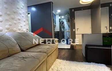 Imagem: O apartamento possui 2 Dormitórios, 1 Banheiro, 1 Vaga na garagem