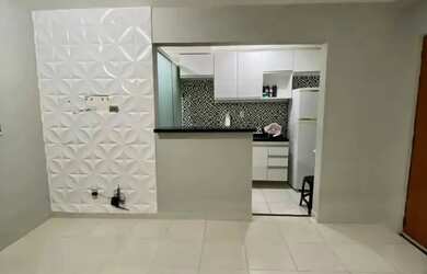 Imagem: O apartamento possui 1 Dormitório, 1 Banheiro, 1 Vaga na garagem