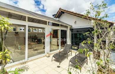 Imagem: O apartamento na cobertura e possui 4 Dormitórios, Suítes