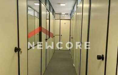 Imagem: O depósito possui 1 Vaga na garagem, 110m² de Área e está