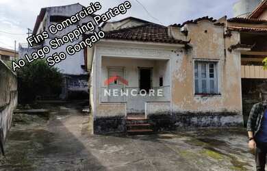 Imagem: A casa possui 3 Dormitórios, 1 Banheiro, 4 Vagas na garagem