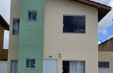 Imagem: A casa em condomínio possui 4 Dormitórios, 3 Banheiros, 2