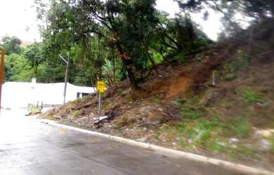 Imagem 1: Terrenos 6 x 23 com aclive a 7 minutos do Terminal do Jd Angela zona sul