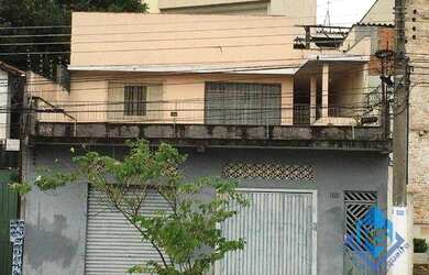 Imagem: O depósito possui 2 Vagas na garagem, 277m² de Área e está