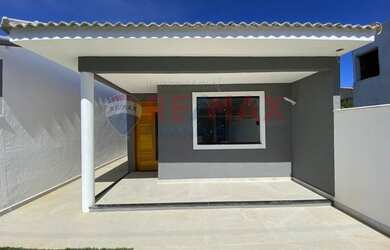 Imagem: A casa à venda possui 2 Dormitórios, 1 Banheiro, 1 Vaga na