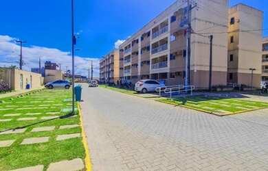 Imagem: O apartamento possui 2 Dormitórios, 1 Banheiro, 1 Vaga na garagem